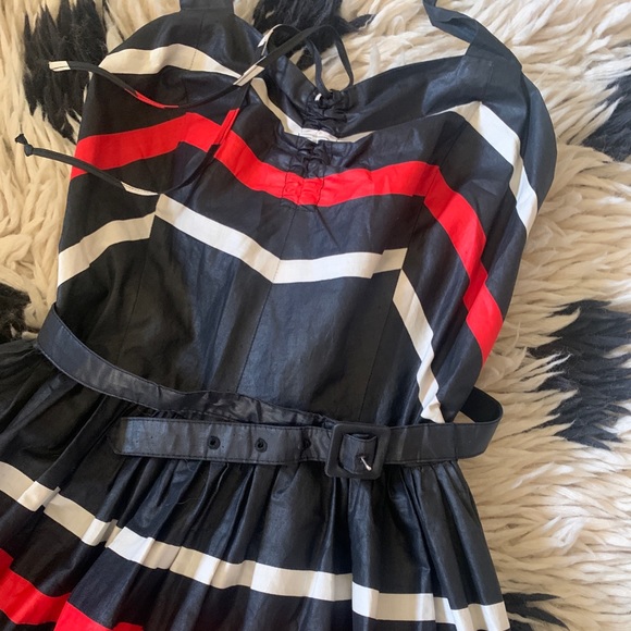 STRIPED HALTER PIN-UP ROCKABILLY DRESS - Picture 2 of 4